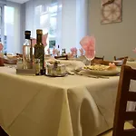 מלון Lora רימיני