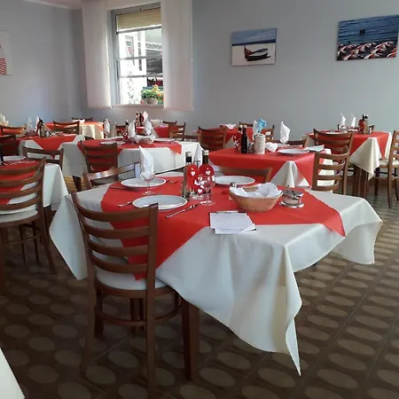 Otel Lora Rimini