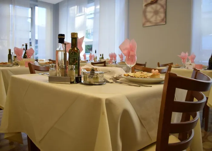 Hotel Lora Rimini
